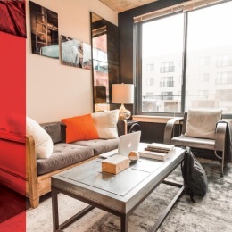 Let your Antholoogy home be your own sanctuary, where you can kick back after a long day with beautiful DC as your backdrop. 👌
#AnthologyDC #WashingtonDC Instagram post from @anthology.dc on October 20, 2021 15:55:05pm